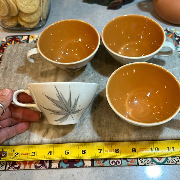 Vintage MCM Ben Seibel 'Harvest Time True China Tea Cups, Set of 2 -other 2 free - Picture 1 of 6